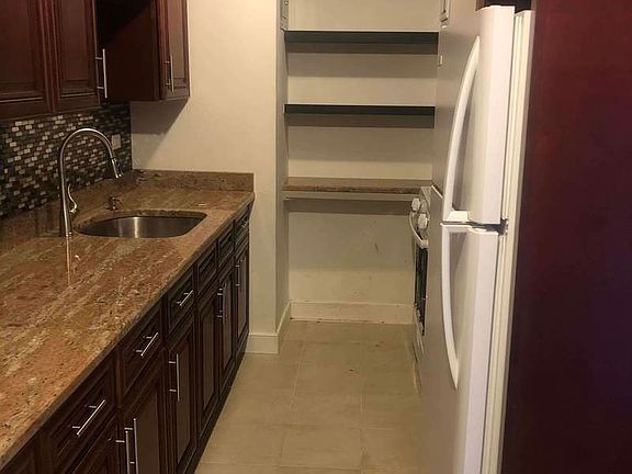 2nd image of 85-15 Main St Penthouse G