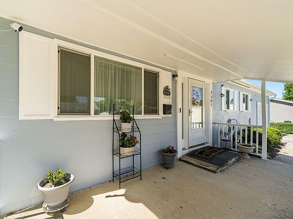 5th image of 3801 Clearwater Dr