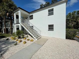 334 4th Ave SW #B, Largo, FL 33770