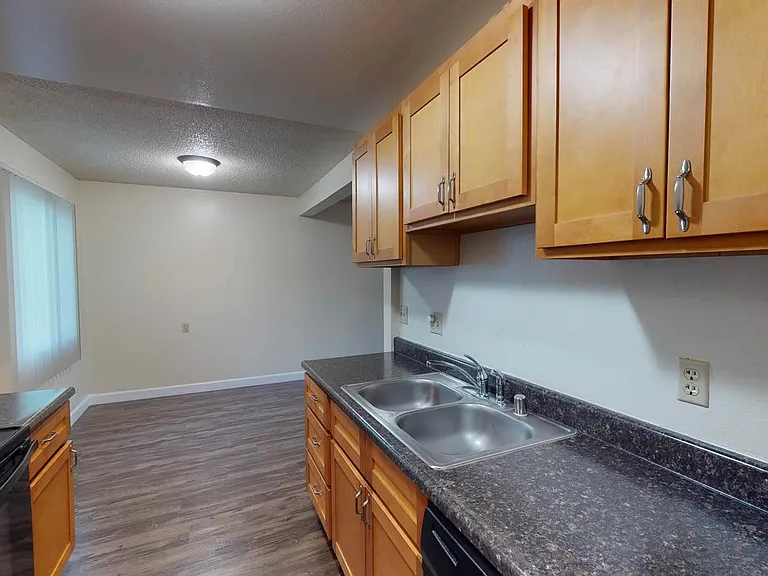 Pointe at Northridge — Photo 48