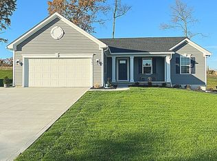 2341 Monaco St NW, Uniontown, OH 44685