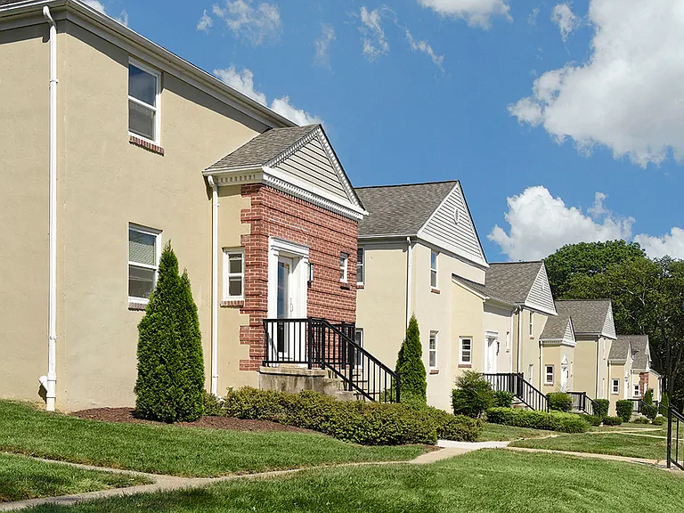 Mount Ridge Apartments — Photo 14