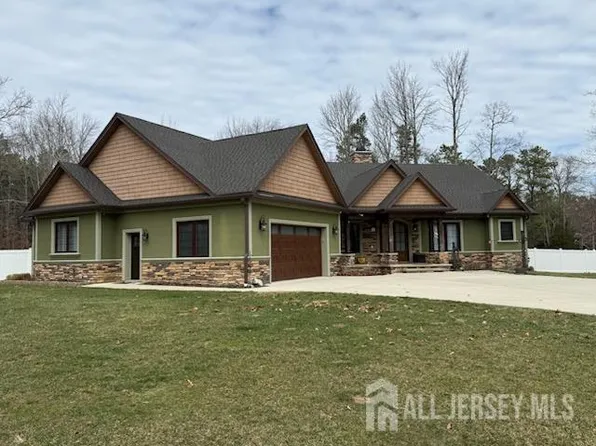 94 E Pleasant Grove Rd, Jackson, NJ 08527