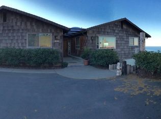 16974 Pacific View Dr, Brookings, OR 97415