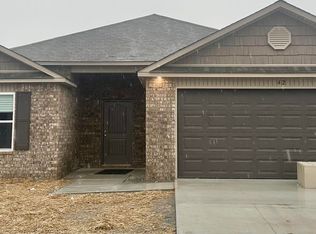 42 Oak Leaf Dr, Conway, AR 72032