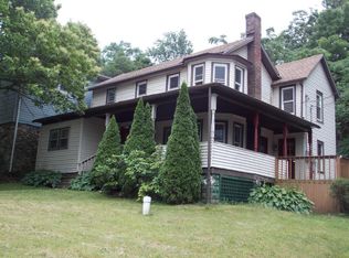 51 Main St, Delaware Water Gap, PA