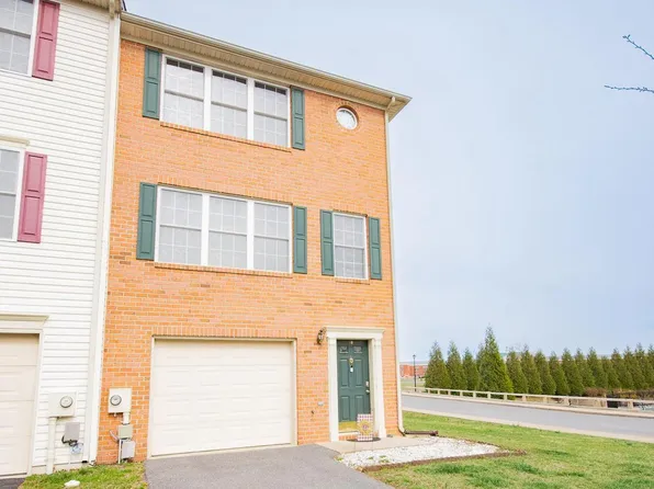 10 Teague Ln, Martinsburg, WV 25404