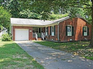 118 Pocahontas Dr, Newport News, VA 23602