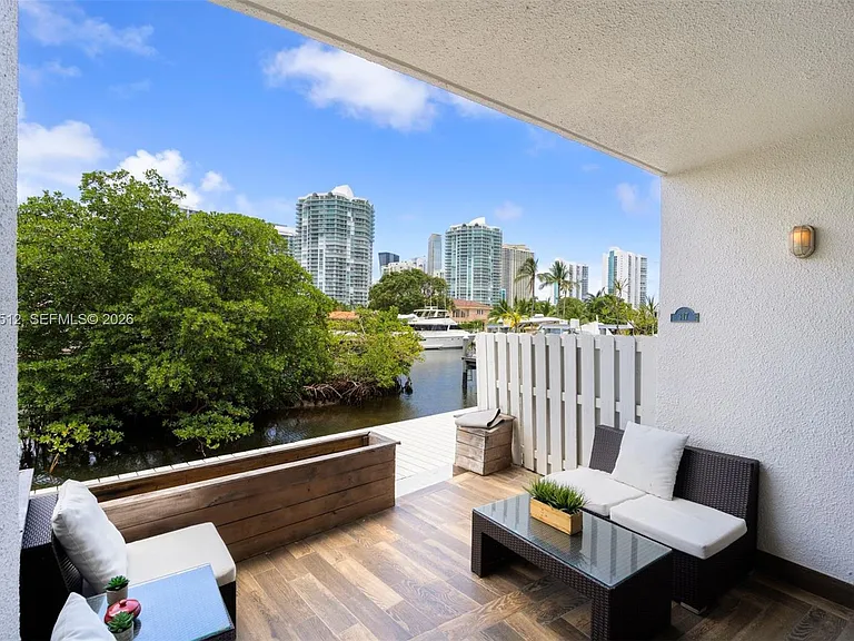 317 Poinciana Dr #807 — Photo 34