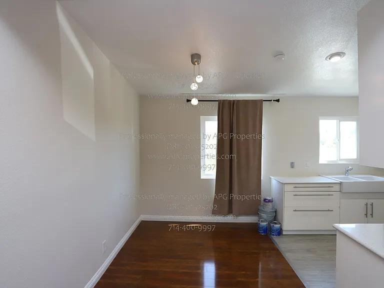 636 E Birch St #E — Photo 27