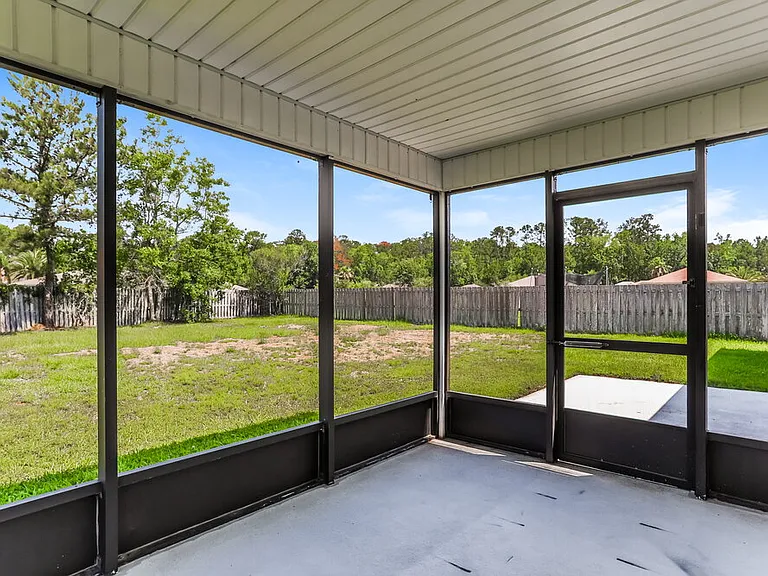 2732 Woodsdale Dr — Photo 15