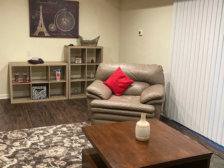 1200 Schaub Dr — Photo 3
