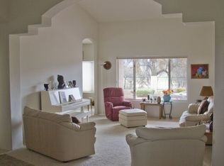 9155 E Smoke Rise Dr, Tucson, AZ 85715