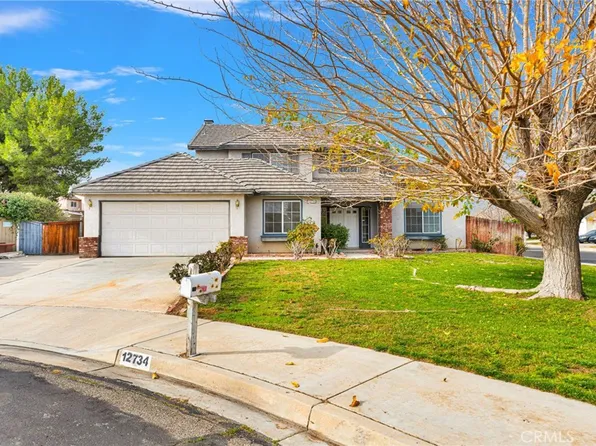 12734 Trotters Ln, Victorville, CA 92392