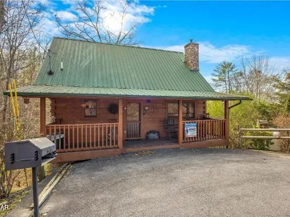 920 Hideaway Hills Cir, Sevierville, TN 37862