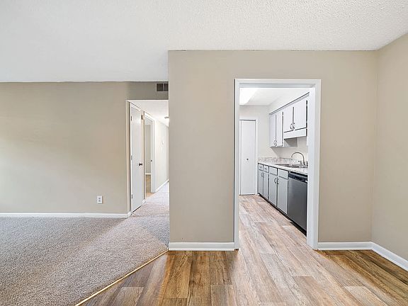 3rd image of 1 Bosquet Ct #O2