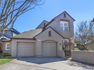 10 Makena Ct, Petaluma, CA 94954