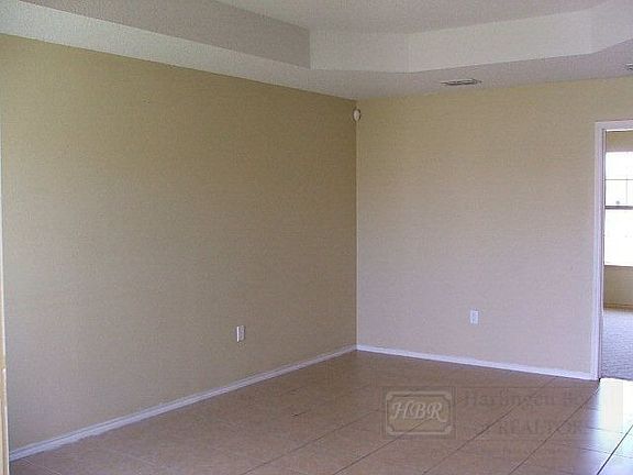 3rd image of 2904 Rosewood Cir