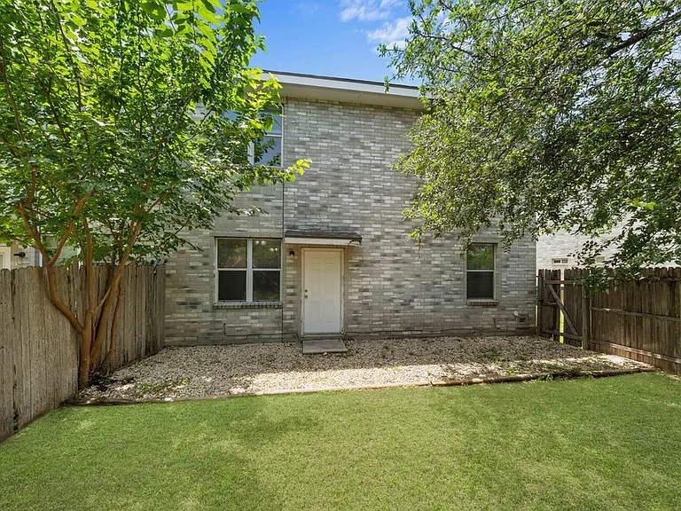 518 Dukeway Dr #1 — Photo 19