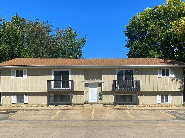 609 Parr Hue Ln #B — Photo 1