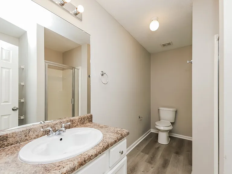222 Fairview Oak Pl — Photo 16