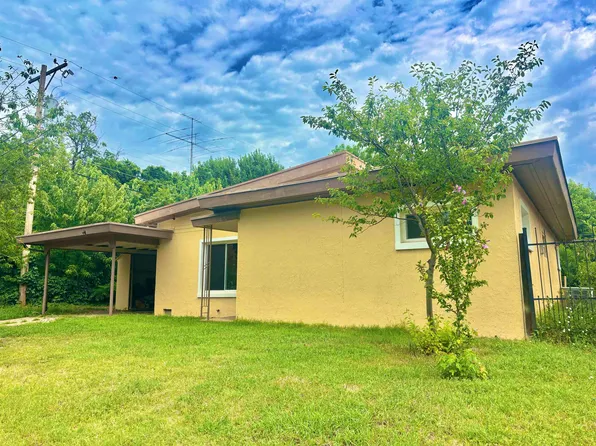 1772 S Clifton Ave, Wichita, KS 67218