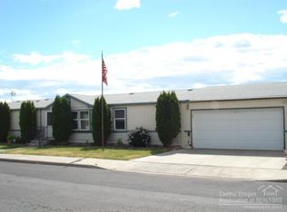 160 NE 10th St, Madras, OR 97741