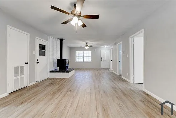 1228 Chippendale Dr — Photo 9