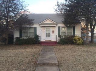 1802 S 19th St, Chickasha, OK 73018