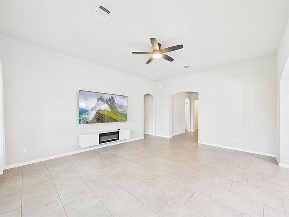 3rd image of 721 Rim Water Dr