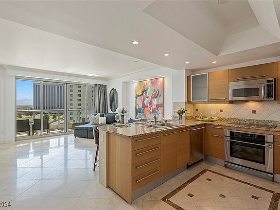 3rd image of 322 Karen Ave Unit 804