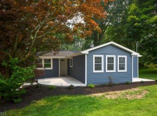 13 Orchard St W, Califon, NJ 07830