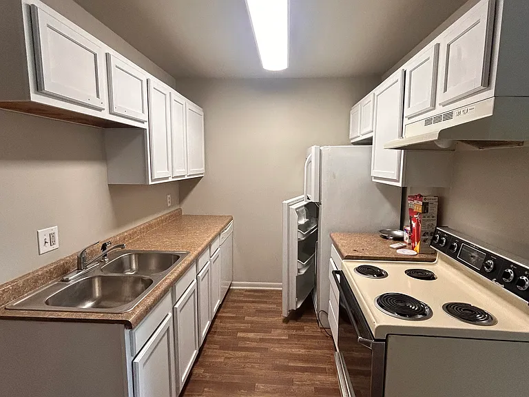 907 Homecrest Ave #1 — Photo 5