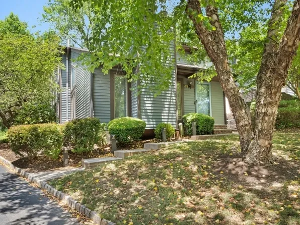 49 Aspen Dr, Bernards Twp., NJ 07920