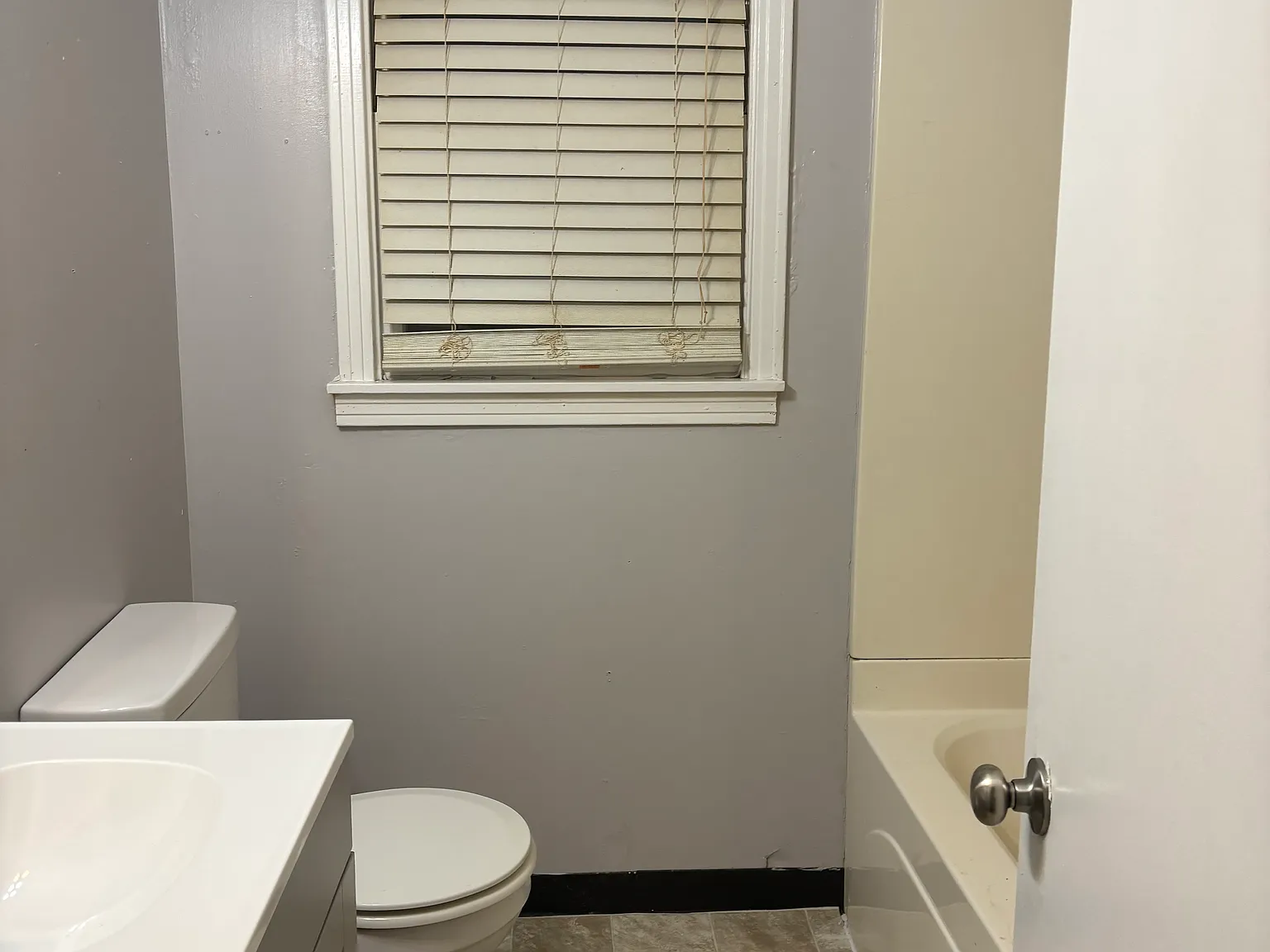 3 bed, 1388 sqft, $1,000 — Photo 4