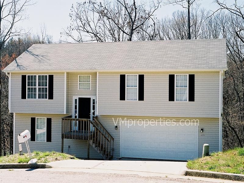 1st image of 1070 Bridle Creek Dr