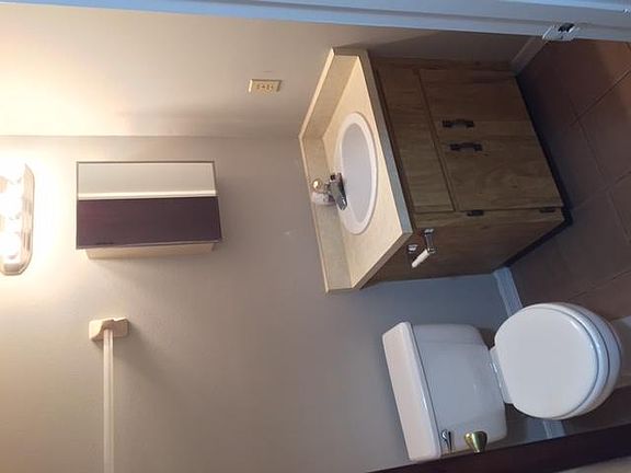 4th image of 3133 Bloomingdale Villas Ct