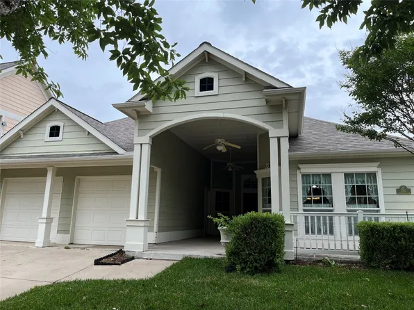 1143 Charleston Ln, Aubrey, TX 76227