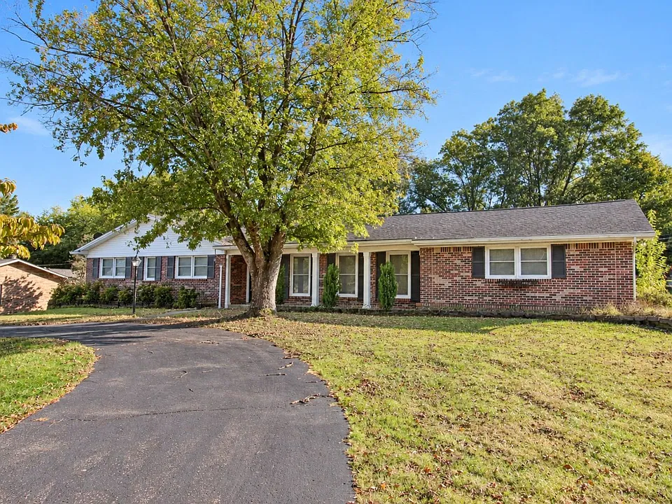 1605 Randy Dr