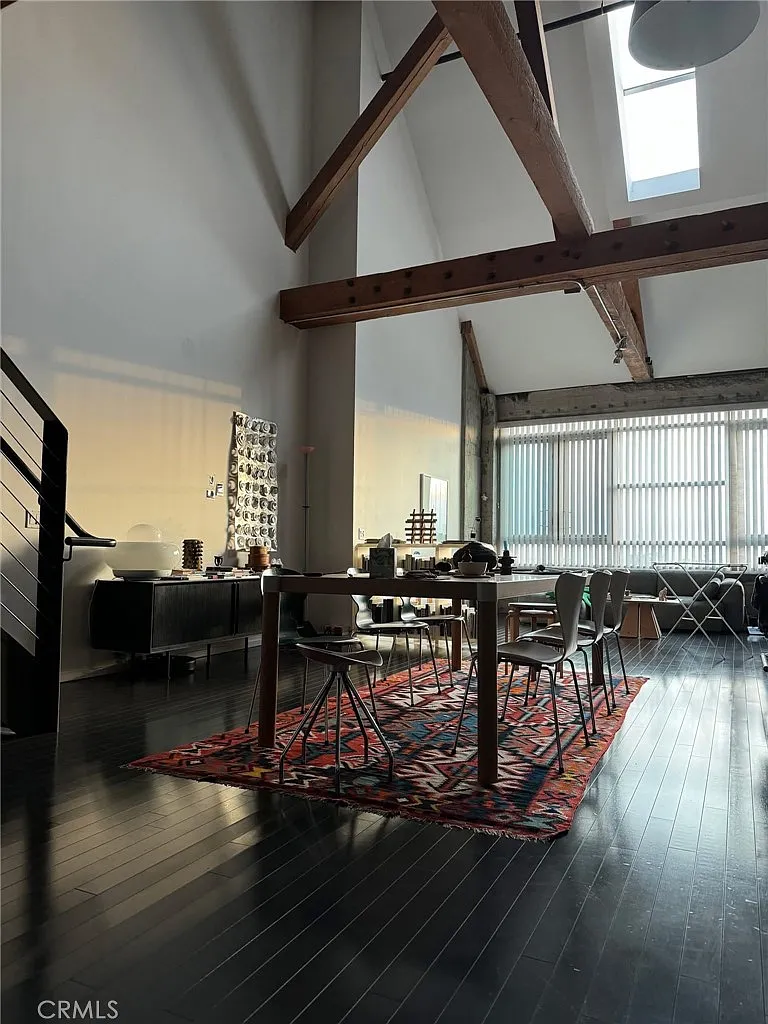2 bed, 1230 sqft, $4,500 — Photo 2