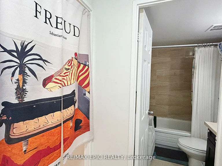 350 Seneca Hill Dr #908 — Photo 3