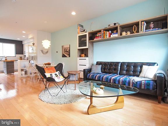 5th image of 1407 Marlborough St