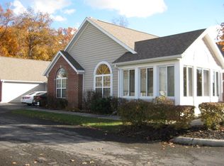 636 Hampton Woods Dr, Marion, OH