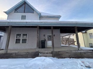 118 Center Ave, Burgettstown, PA 15021