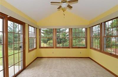 4th image of 5321 Larkspur Dr