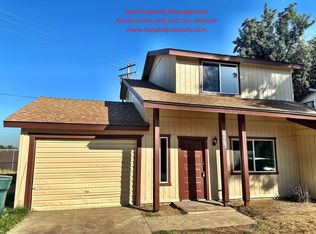 525 W Meadow Ct, Tulare, CA 93274