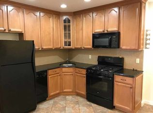 2916 Newtown Ave #2, Astoria, NY 11102