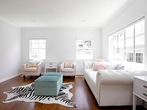 5th image of 5234 Lennox Ave