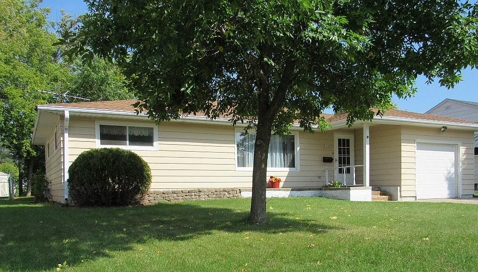 1st image of 1706 24th Ave