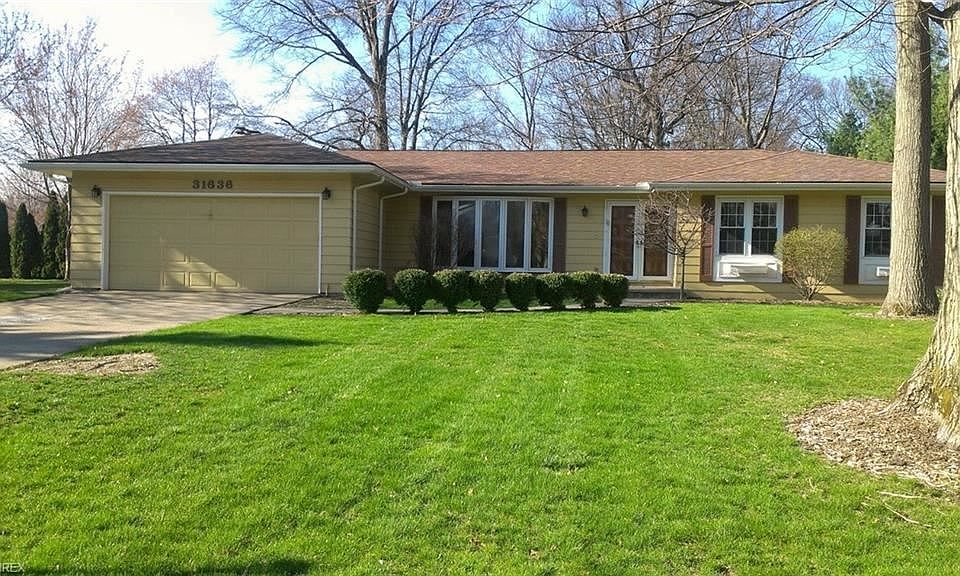 1st image of 31636 Newbury Dr